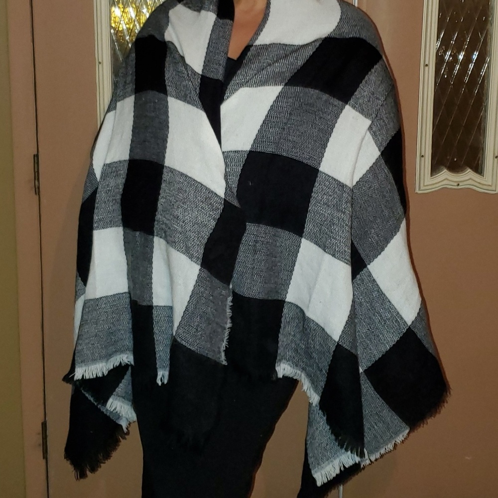 BLANKET SCARF
